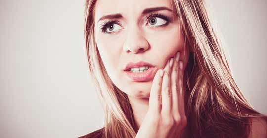Tooth Pain: Top Reasons Explaining Why Your Teeth Hurt